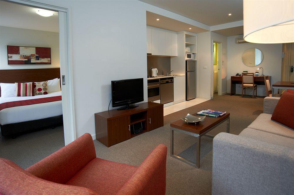 Aparthotel Quest on Dorcas à Ville de Ville de Melbourne Extérieur photo