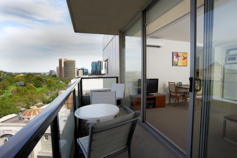 Aparthotel Quest on Dorcas à Ville de Ville de Melbourne Extérieur photo