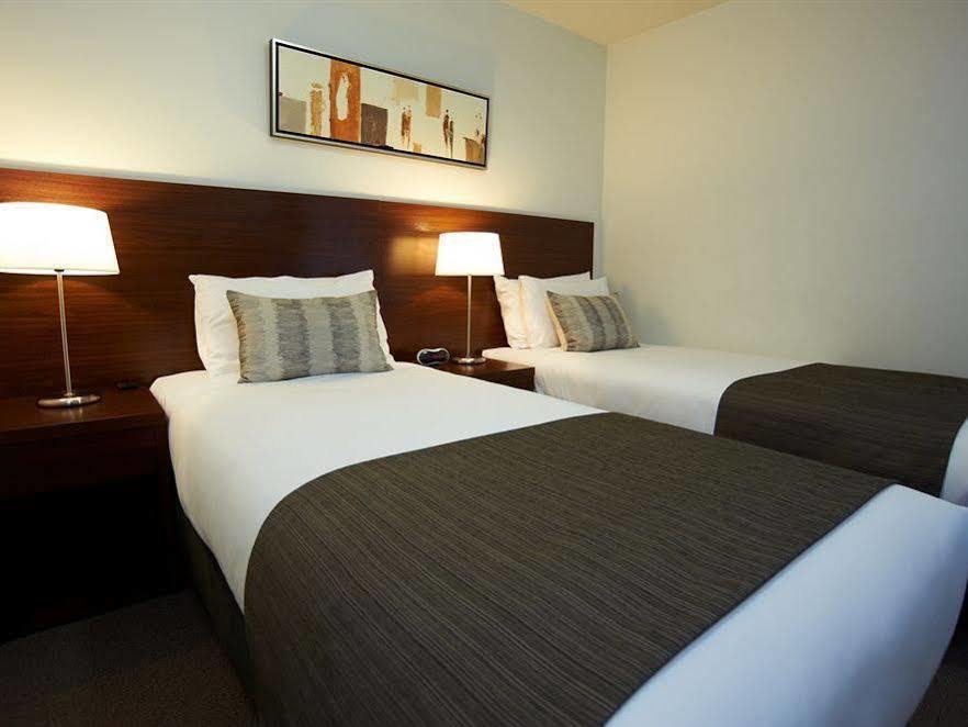 Aparthotel Quest on Dorcas à Ville de Ville de Melbourne Extérieur photo